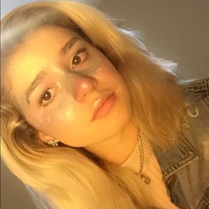 Meet your Posher, Alexa